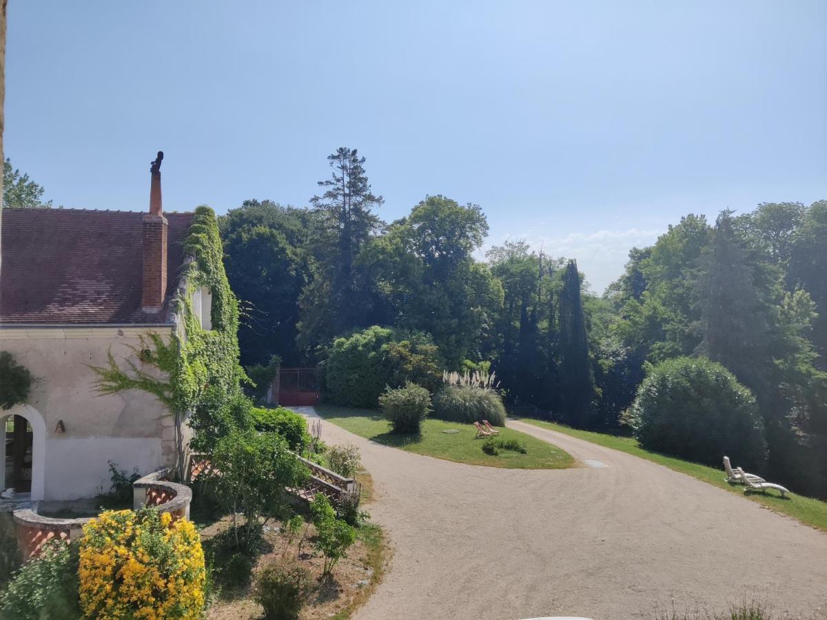 Nazelles-Negron Chateau De La Huberdiere المظهر الخارجي الصورة